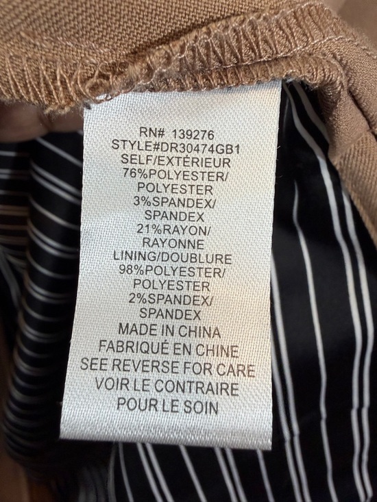 Classic Trench Coat Size M DR2 Tan Notched Lapel Bow Cuff Chic Spring Minimalist - Picture 6 of 10